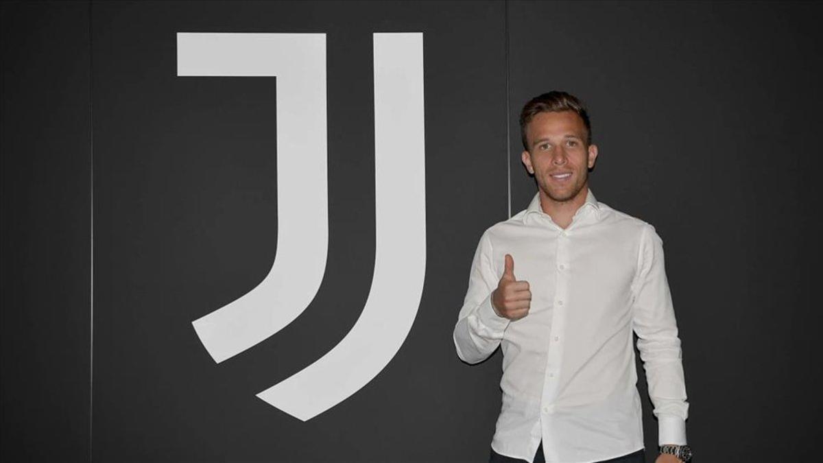 Arthur podrá sonreír sobre el verde con la Juventus