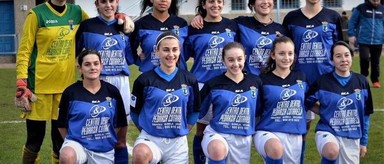 Una alineación del Tapia femenino.