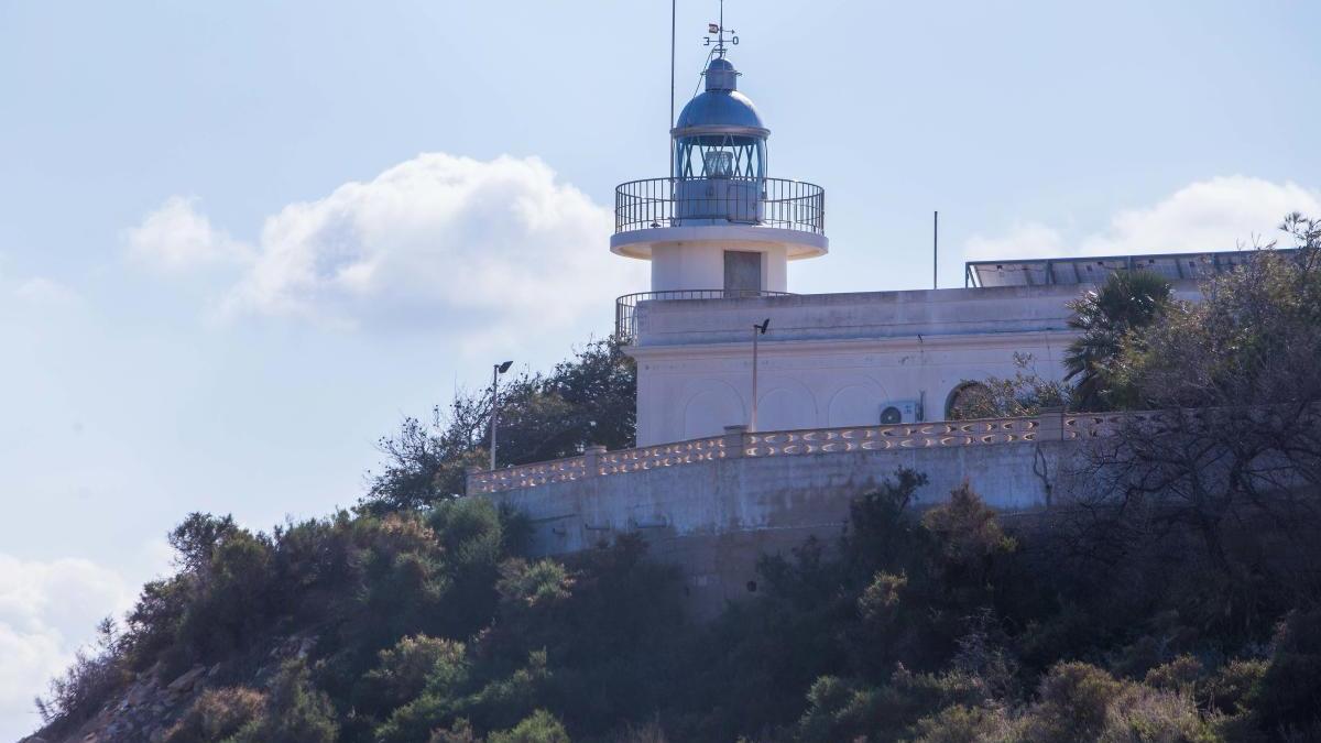 El Puerto abrirá el faro del Cabo de las Huertas de Alicante a actividades culturales o de restauración