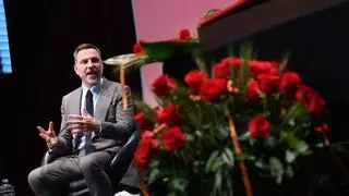 David Walliams defiende el placer de la literatura infantil en el pregón de Sant Jordi: "Las mentes se ensanchan con cuentos, no con exámenes"