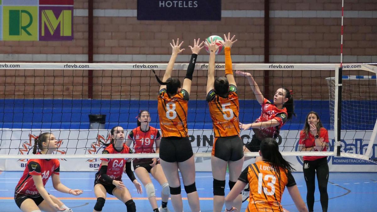 Durante el fin de semana del 8 de noviembre comenzarán las ligas de baloncesto, balonmano, hockey, voleibol, fútbol sala y la primera jornada individual de ajedrez.