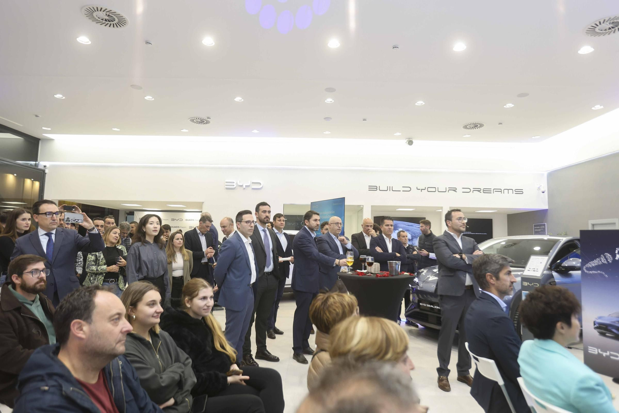 QUADIS Dream inaugura el primer centro BYD en Alicante.
