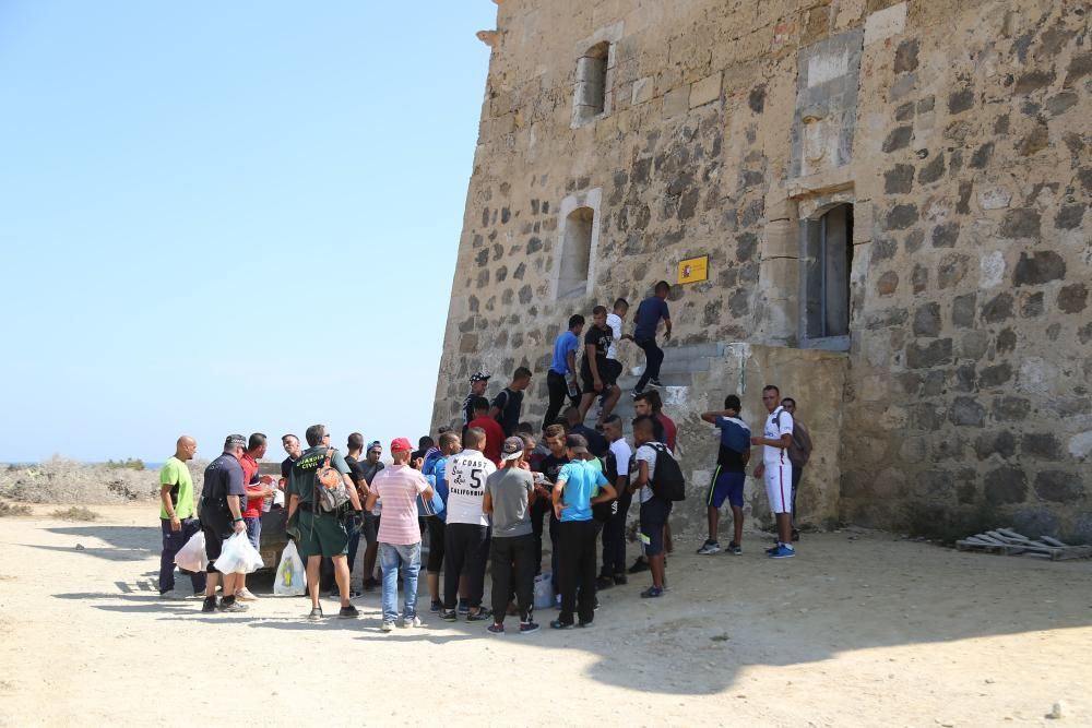 Llegan tres pateras a Tabarca