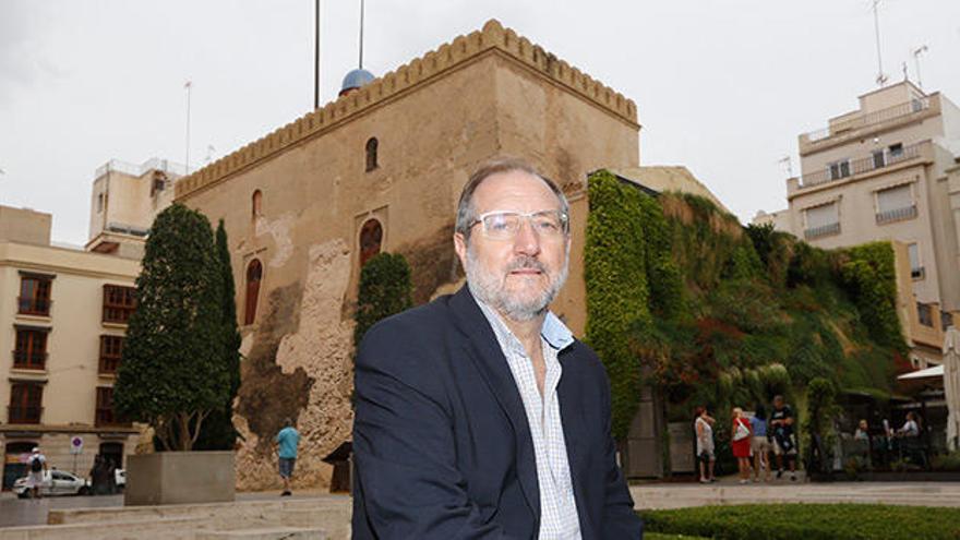 Julián Fernández.