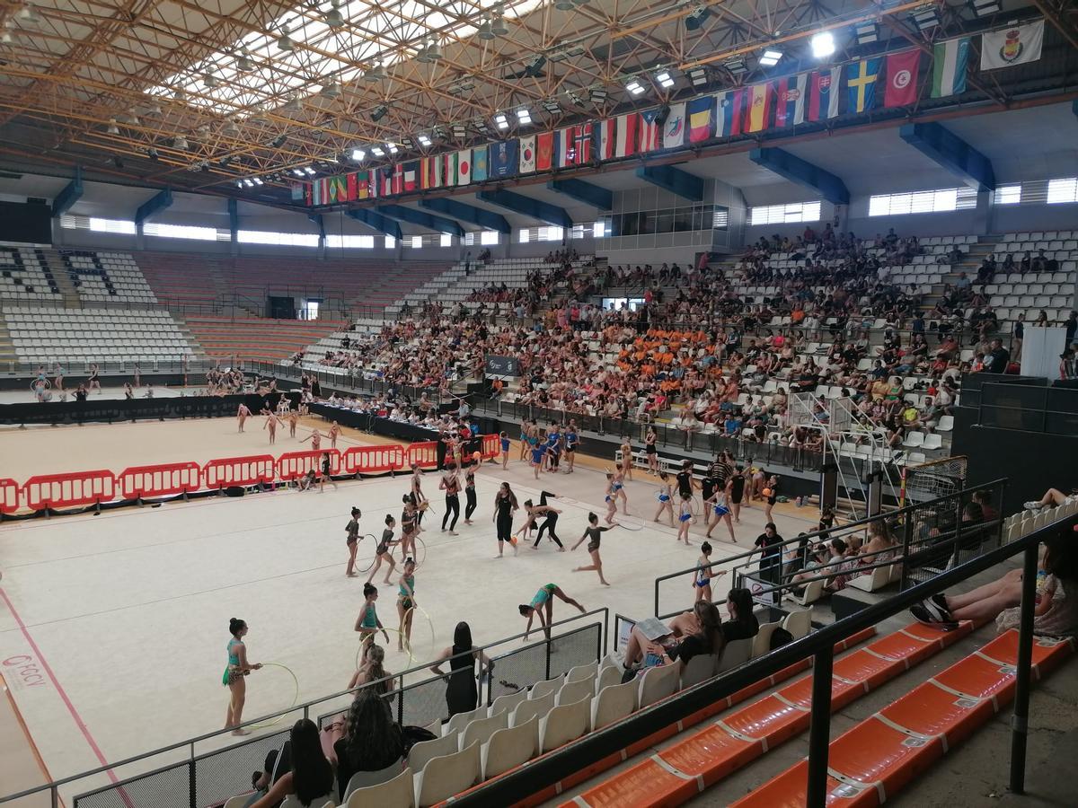 Campeonato de gimnasia rímica en Llíria