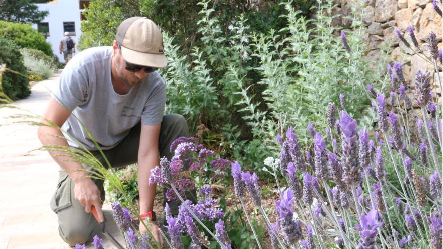 El Gremi de Jardineria lamenta que el sector se sent senyalat en plena sequera: &quot;No se&#039;ns està tractant massa bé&quot;