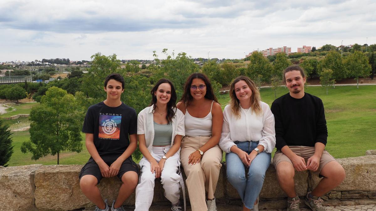 De izquierda a derecha, André Oliveira, Sofia Oliveira, Catarina Mota, Cláudia Agostinho y Martim Agostinho.