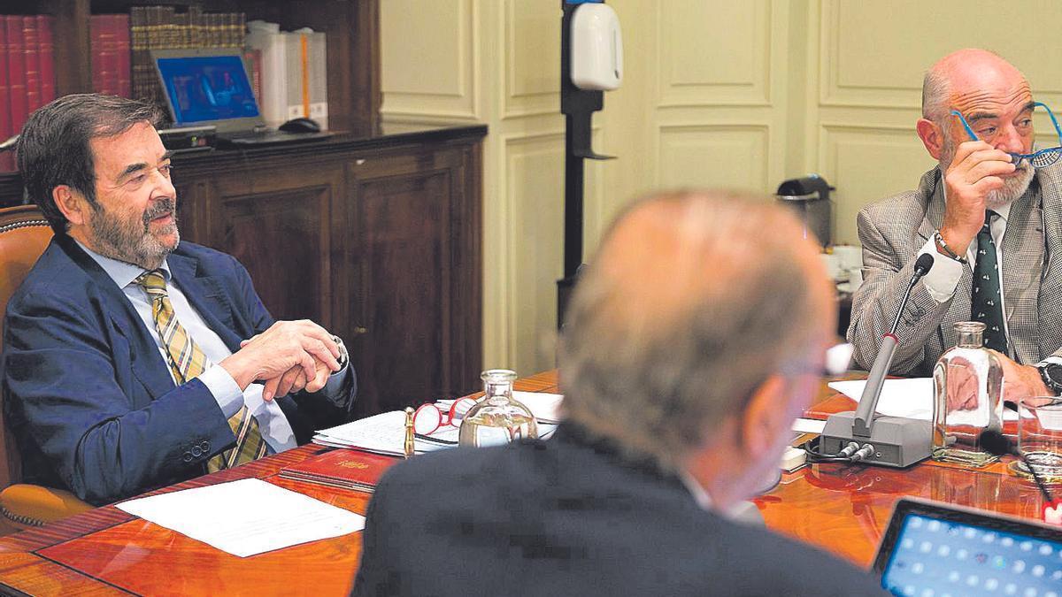 Vicente Guilarte preside el Pleno del CGPJ.