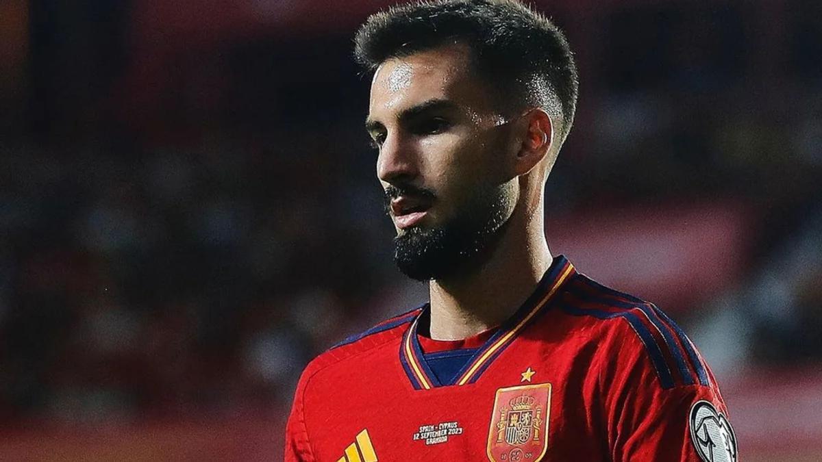 El jugador del Atlético de Madrid, Alex Baena, durante un encuentro de la selección española