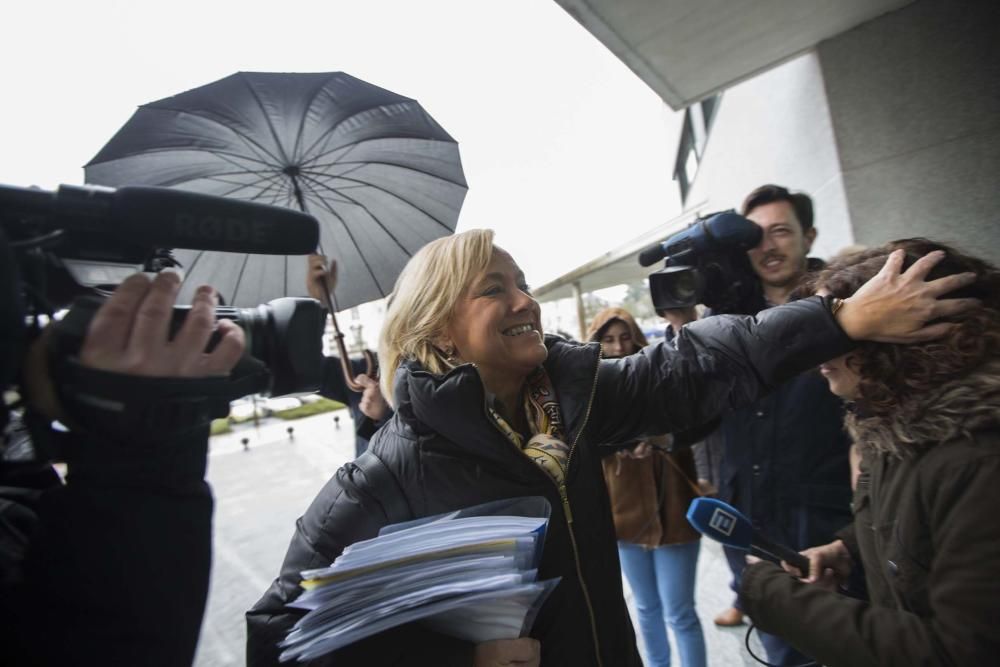 Mercedes Fernández y el Interventor del Ayuntamiento de Oviedo acuden a declarar como testigo por el caso Pokemon