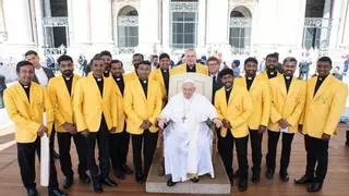 Los 'Globetrotters' del Vaticano: el equipo del Papa Francisco que une religiones a través del cricket