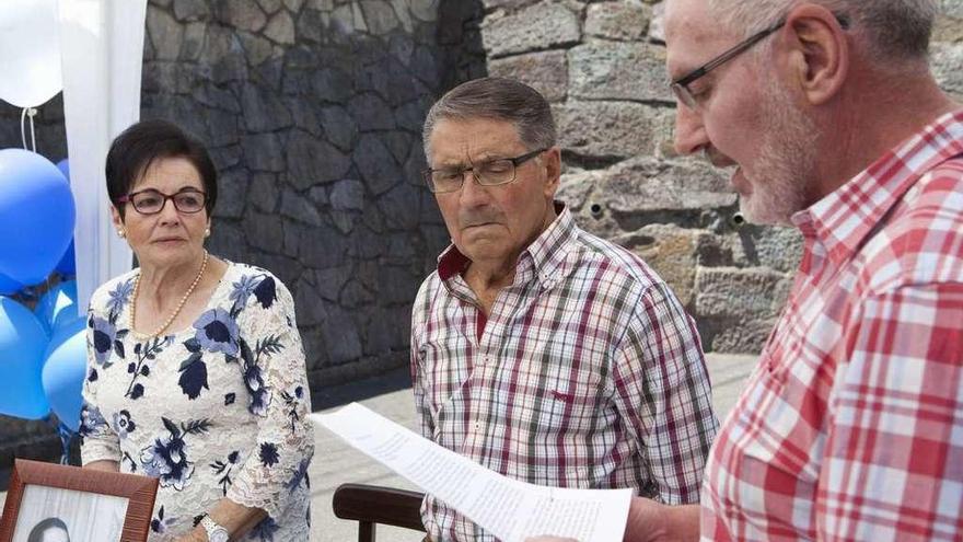 Marcelino Fernández, en el centro, en el homenaje que recibió el pasado mes de mayo.