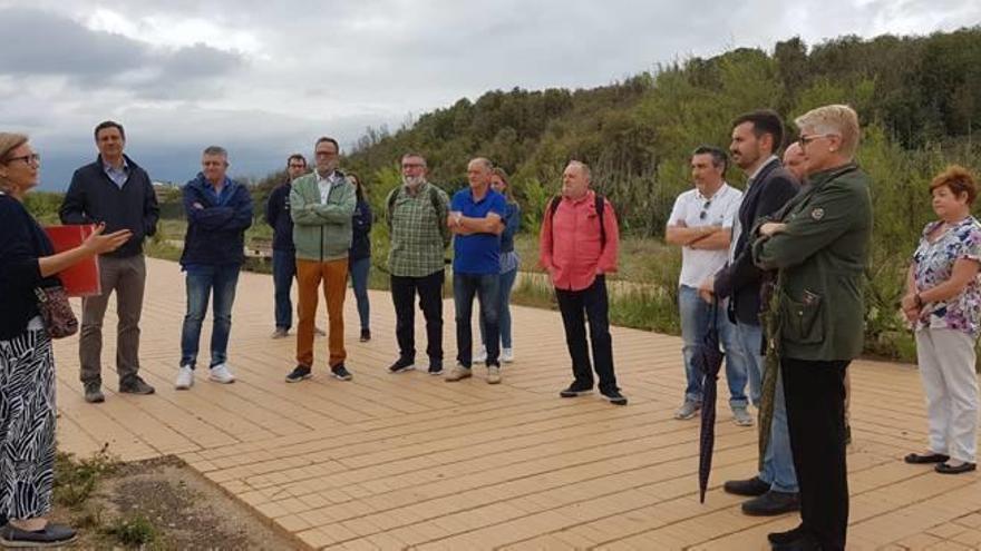 Un momento del acto de ayer en el cordón dunar de la Devesa.