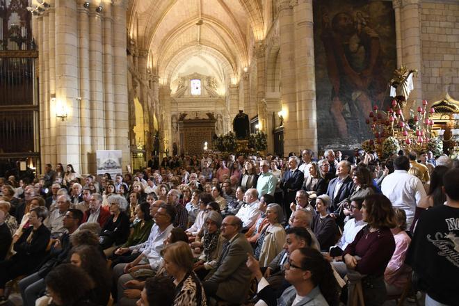 Las imágenes de la Misa Jubilar de las Cofradías previa a la Magna Procesión en Murcia