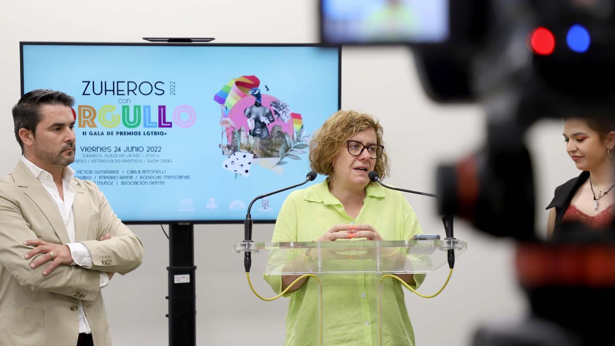 Juan Manuel Poyato y Alba Doblas, en un momento de la rueda de prensa.