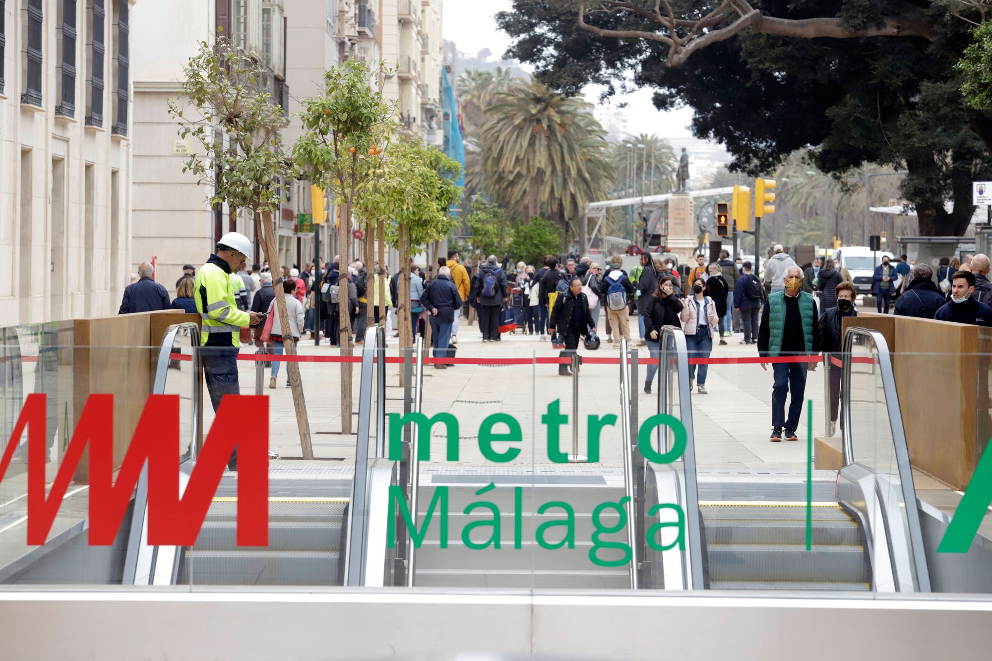 Pruebas en el tramo del metro de Málaga y visita a la estación de Atarazanas