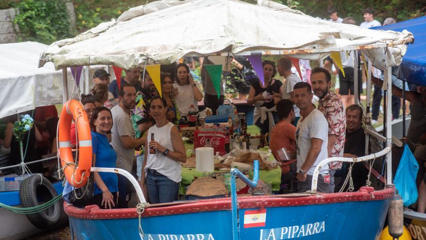 La primera jira a Os Caneiros devuelve a la tradición las fiestas de San Roque de Betanzos