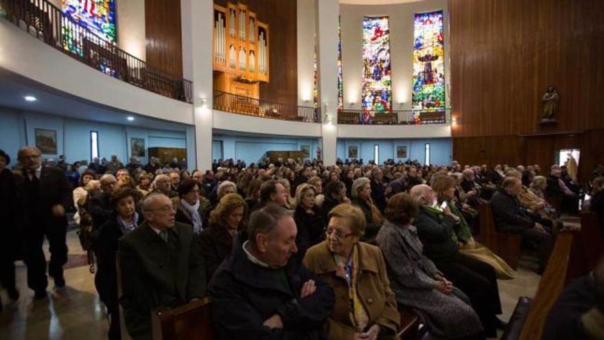 Asistentes al funeral, el pasado jueves, en San Francisco de Asís.