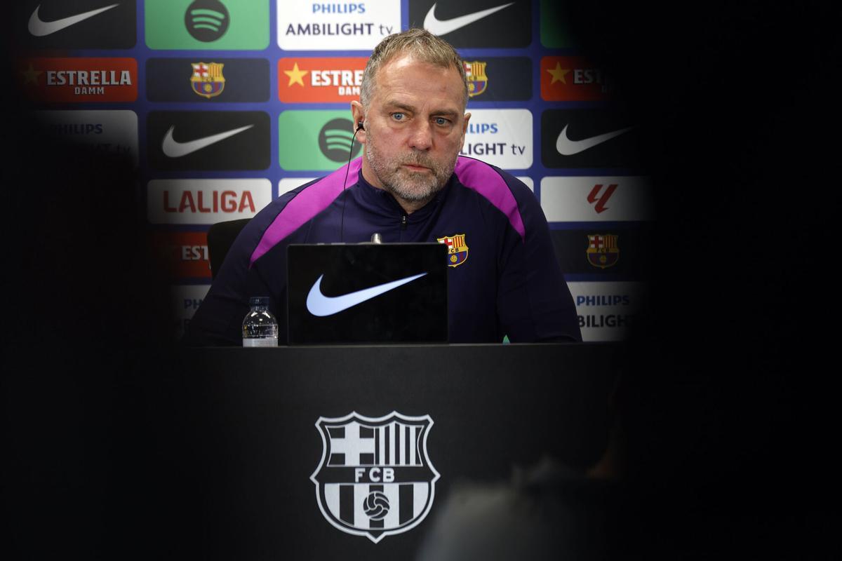 Hansi Flick, en la sala de prensa de la ciudad deportiva.