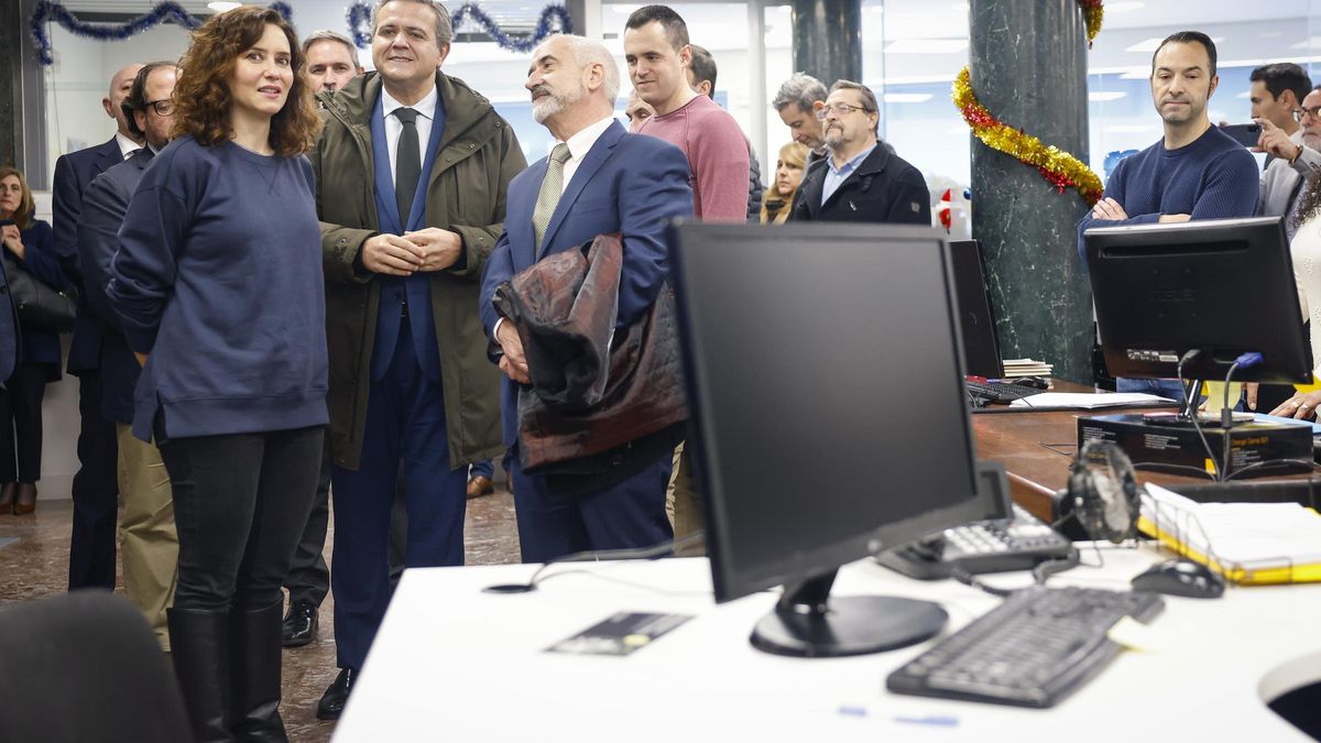 Isabel Díaz Ayuso en un encuentro con la Asociación gremial del taxi de Madrid este martes.