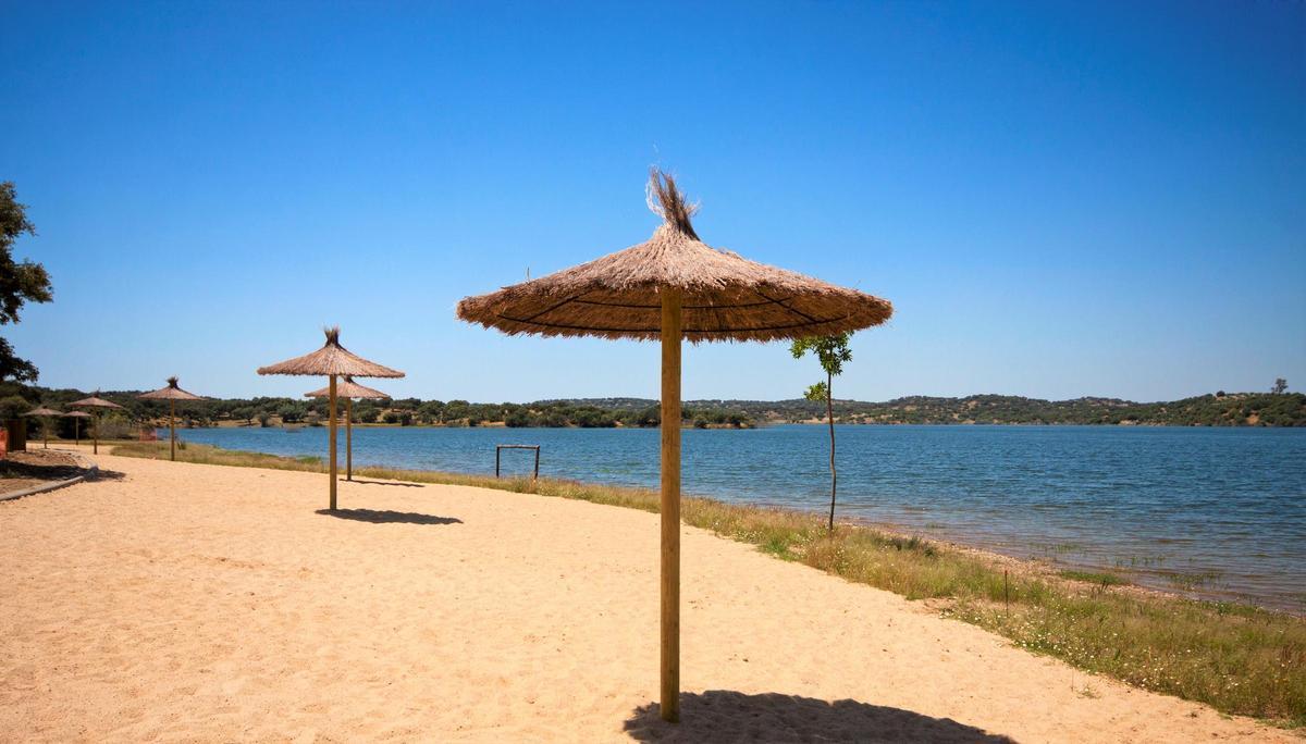 Playa La Dehesa (Cheles, Badajoz)