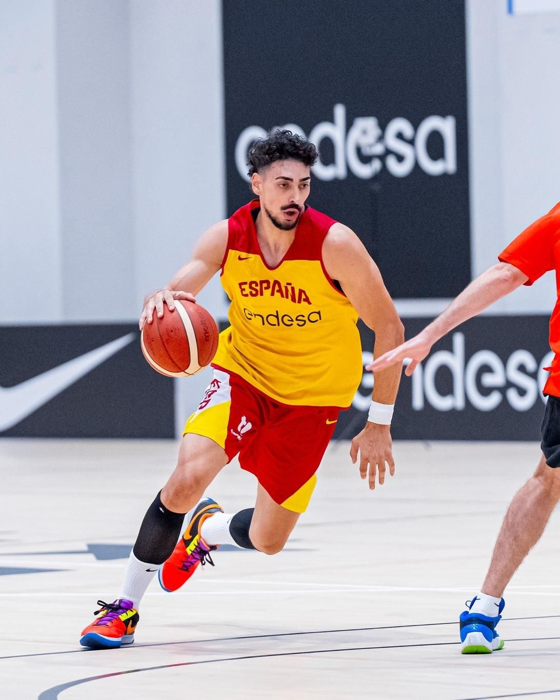Primer entrenamiento con España de los jugadores del Valencia Basket