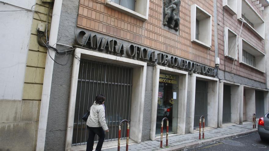 La Cámara de Córdoba renueva parte de su pleno sin votar las candidaturas