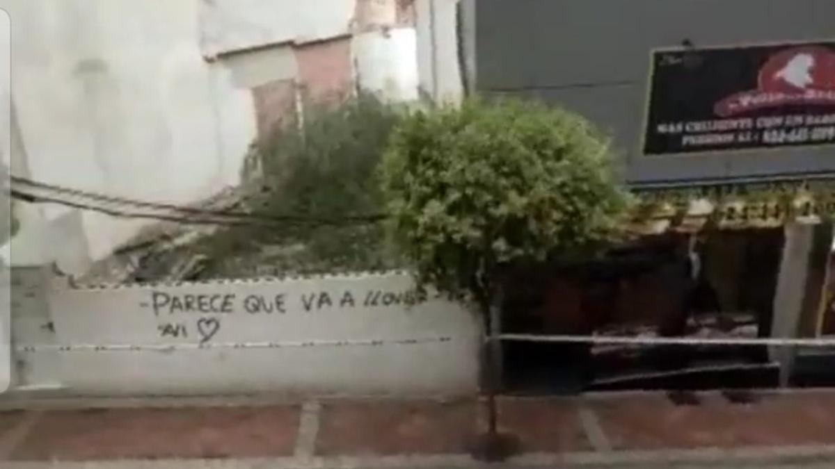 Una pintada premonitòria en un mur de Molina de Segura