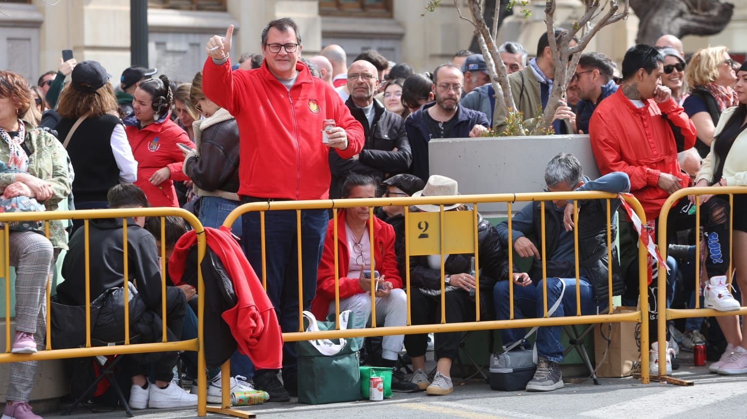 Búscate en la mascletà del 2 de marzo