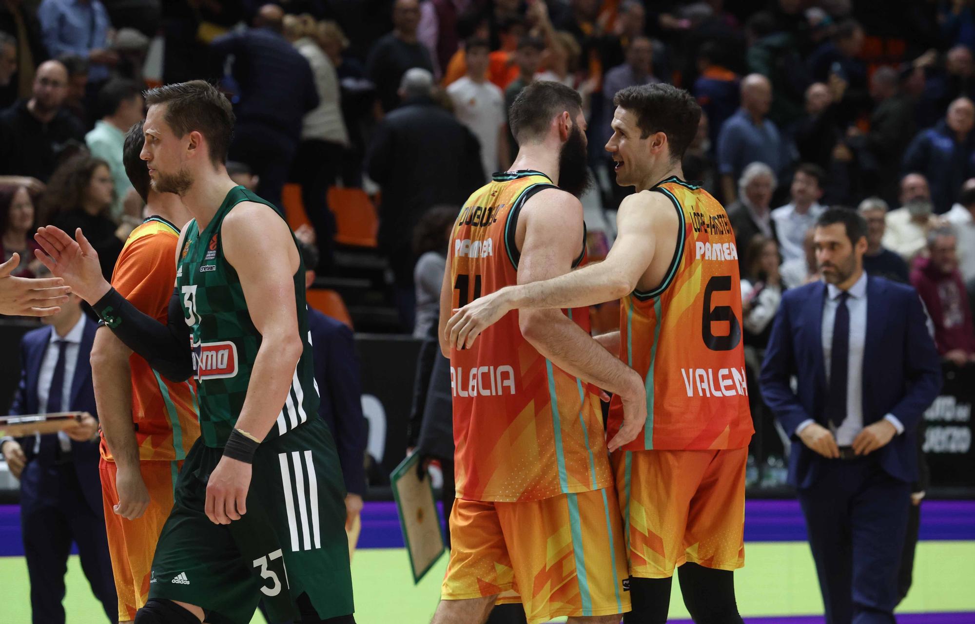 Las mejores imágenes del Valencia Basket - Panathinaikos