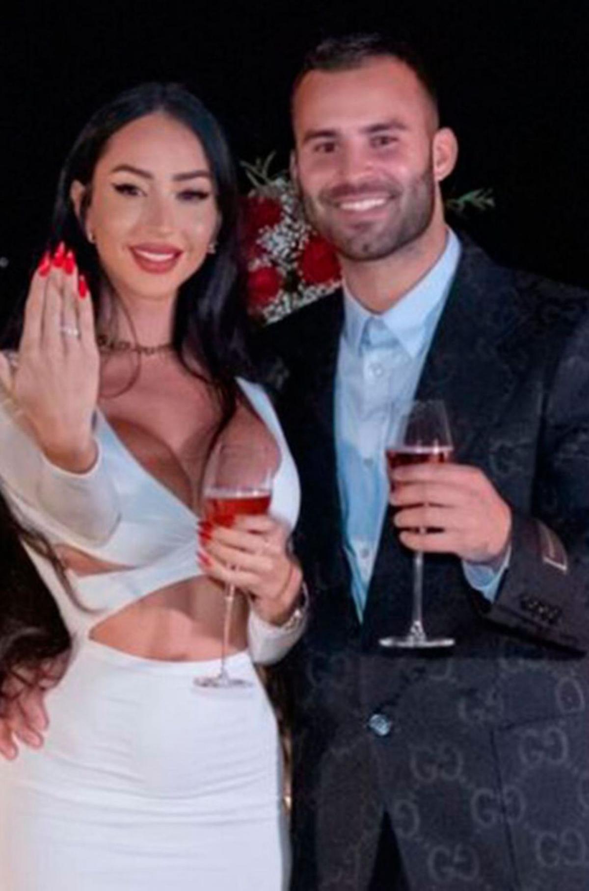 Aurah Ruiz y Jesé Rodríguez durante la pedida de mano en Dubái. | | LP/DLP