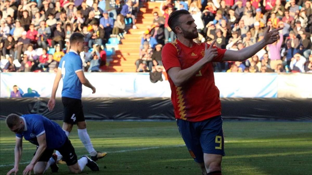 Borja Mayoral celebra un gol con la Rojita