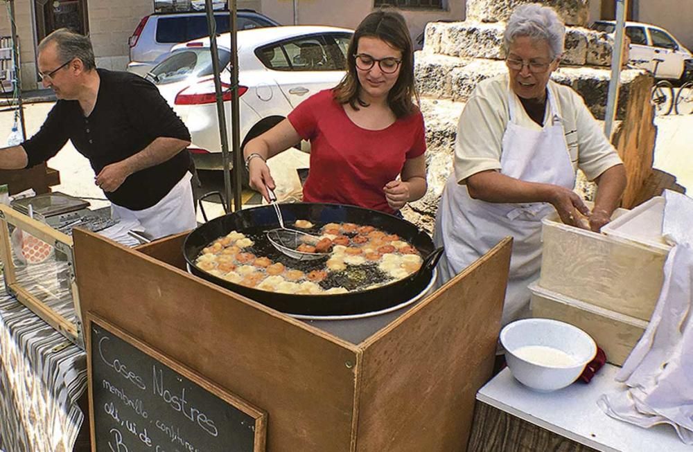 Ganaderos y panaderos unen fuerzas para consolidar la Fira de Maig de Campos