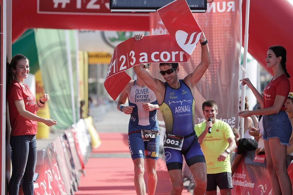 Rund 600 Athleten nahmen an dem Wettkampf teil, den am Ende Paco Arnau mit einer Zeit von einer Stunde und 55 Minuten gewann.