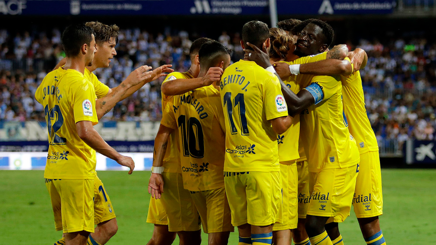 Resumen, goles y highlights del Málaga 0-4 Las Palmas de la jornada 2 de la Liga Smartbank