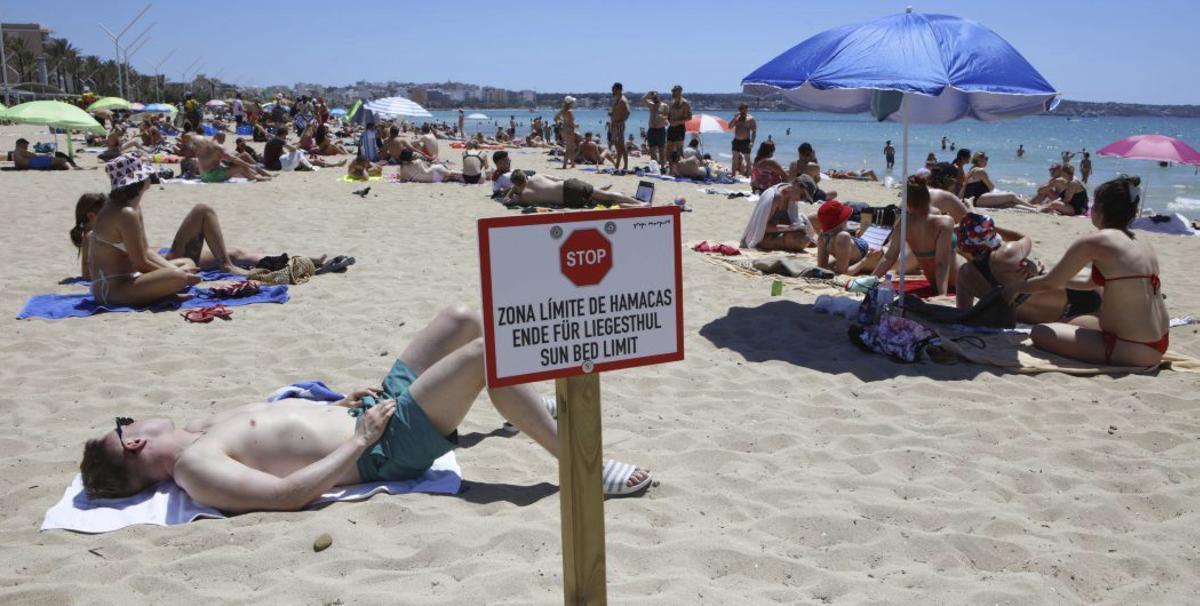 Das Ende des Liegenbereichs ist mit einem Schild gekennzeichnet.