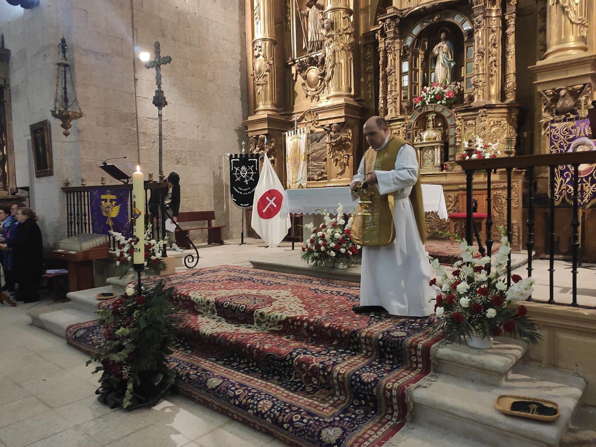 GALERÍA | Fuentesaúco celebra la Vigilia Pascual