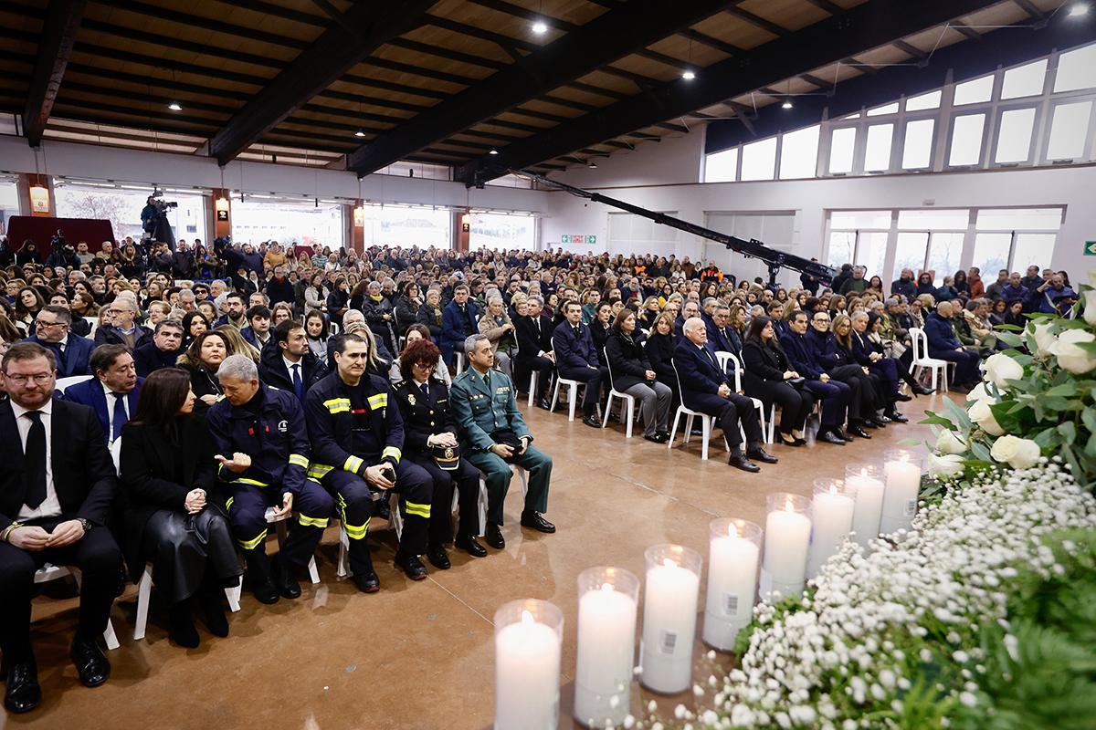 Adamuz acoge una misa funeral por las víctimas del accidente