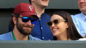 zentauroepp34608104 actor bradley cooper and irina shayk during wimbledon 2016170411123539