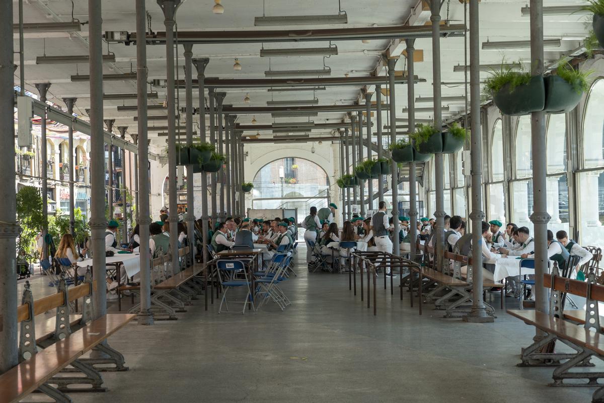 Dentro del Tinglado