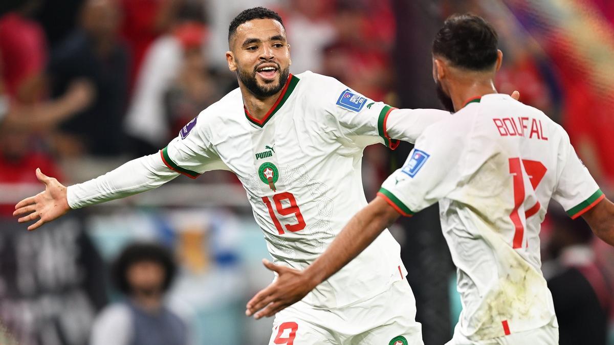 En-Nesyri celebra su gol contra Bélgica con Boufal.