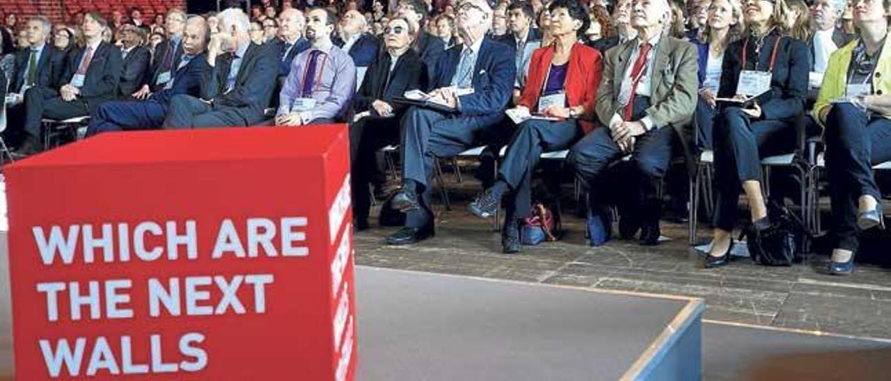 Entre los conferenciantes de este año se encuentran tres premios Nobel.