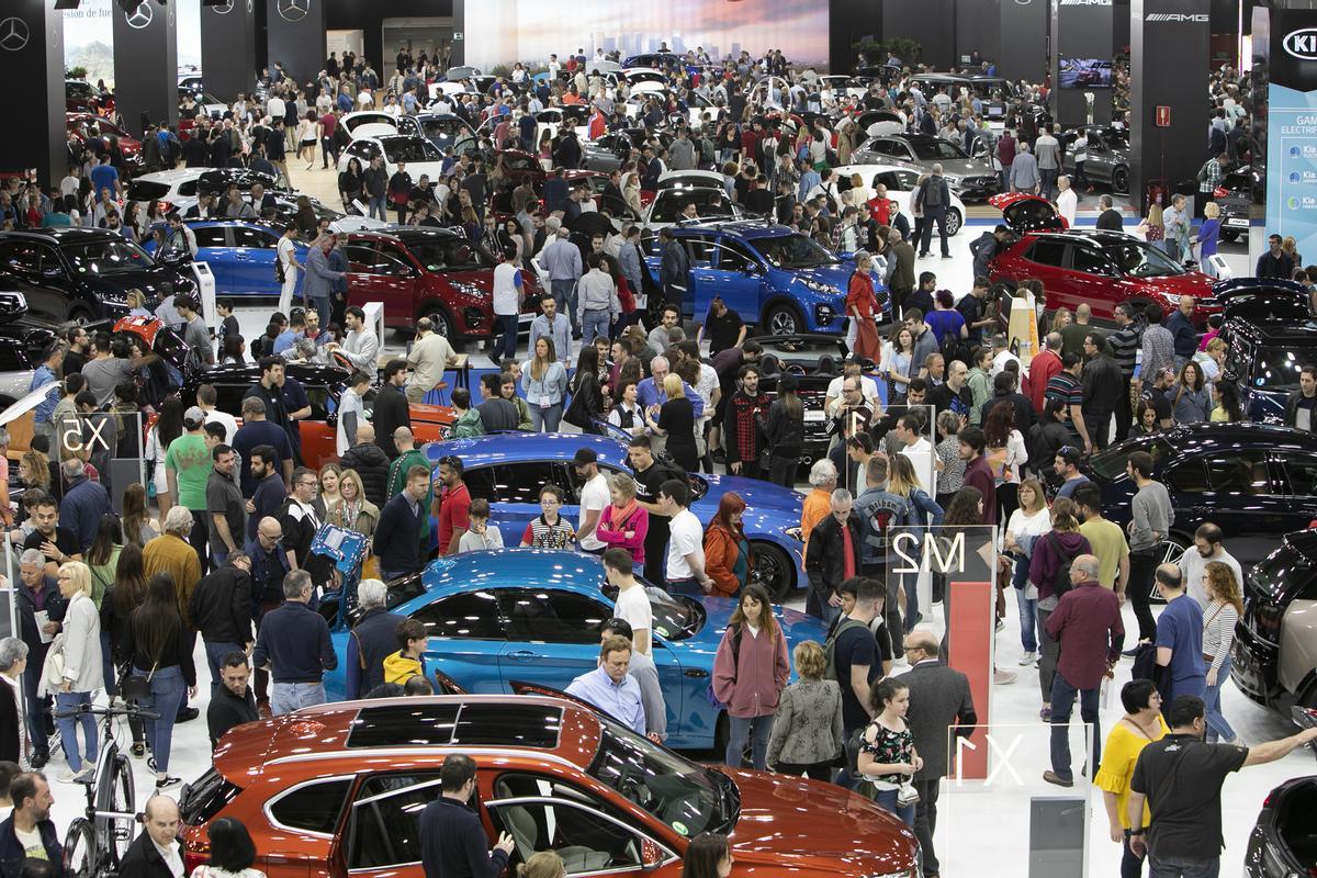 Vista general del Automobile Barcelona 2019. El mayor escaparate del sector en el sur de Europa celebra este año su 42ª edición