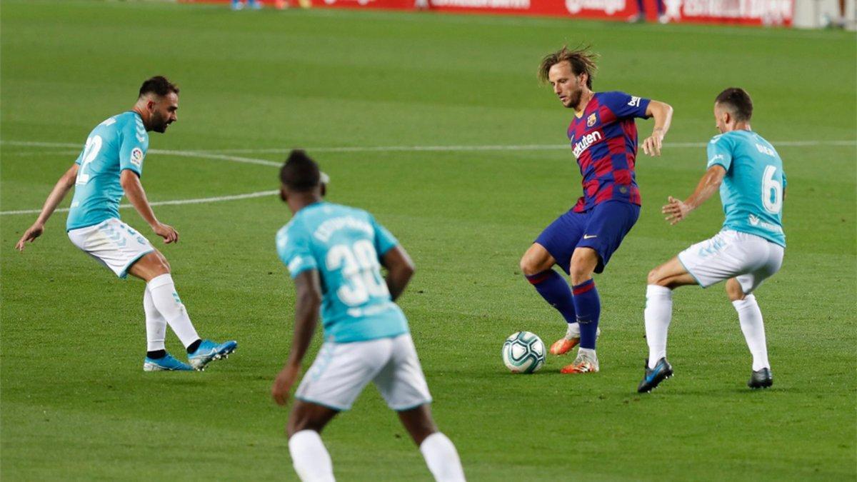 Rakitic, ante Osasuna