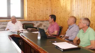 El alcalde de Galende integra en la Junta de Gobierno a los concejales del PP