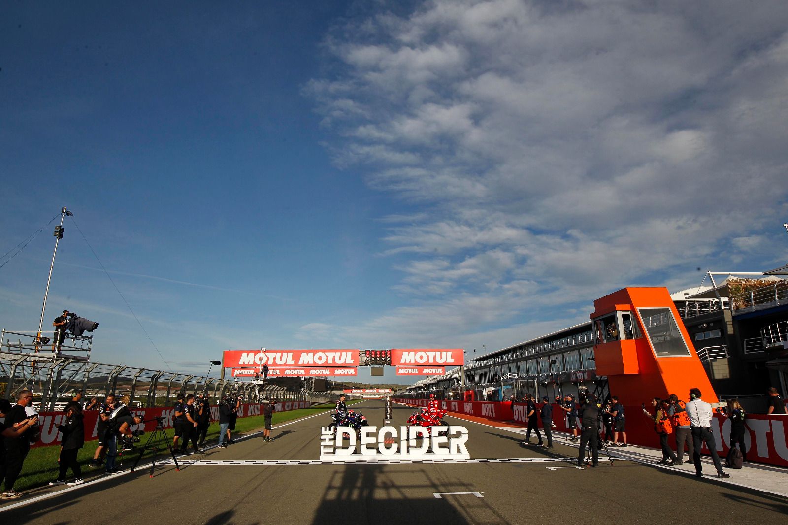 Gran Premio MotoGP Comunitat Valenciana | Día de campeones en Cheste