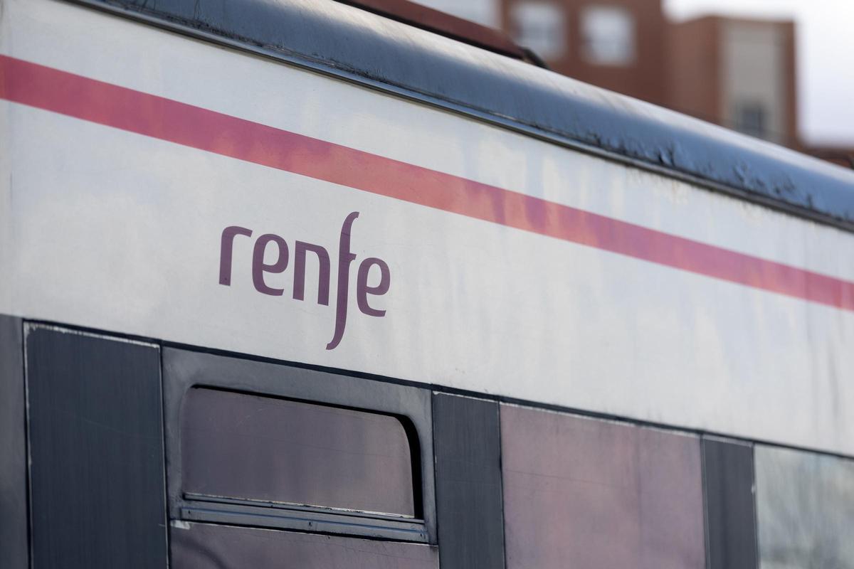 Archivo - Archivo.- Tren de la red de Cercanías Madrid