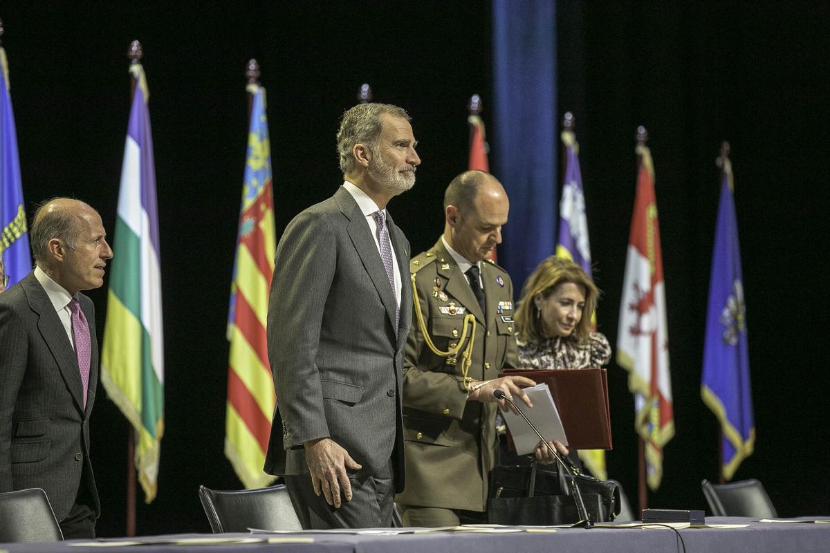 El rey Felipe VI preside en Barcelona la entrega de despachos a los nuevos jueces