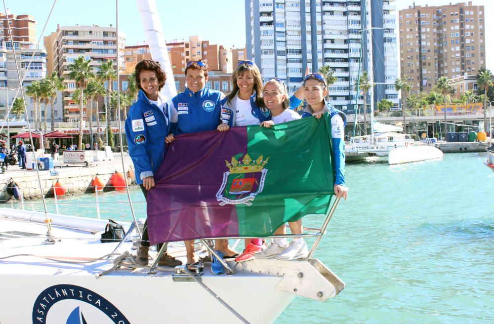 Marian, Susana, Patricia, Carmen y Yolanda, cinco mujeres que han vencido el cáncer se adentran en una travesía hasta Martinica para celebrar que están vivas.