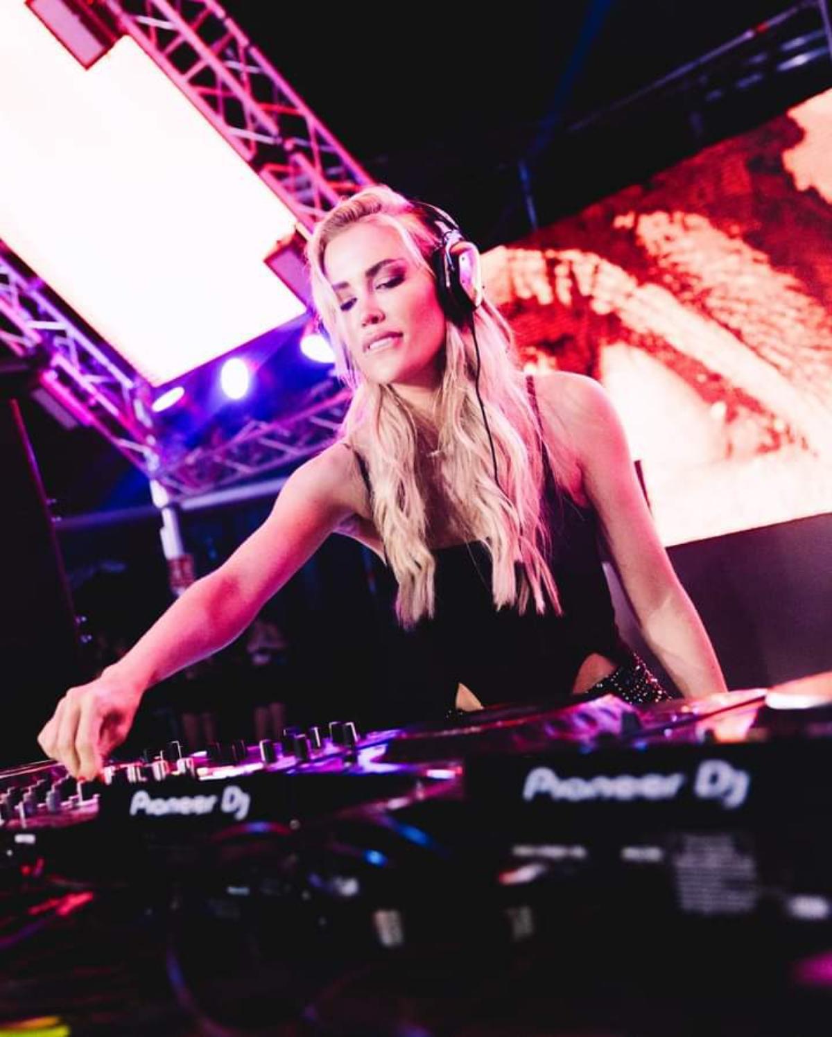 Las mujeres se abren paso en la música electrónica